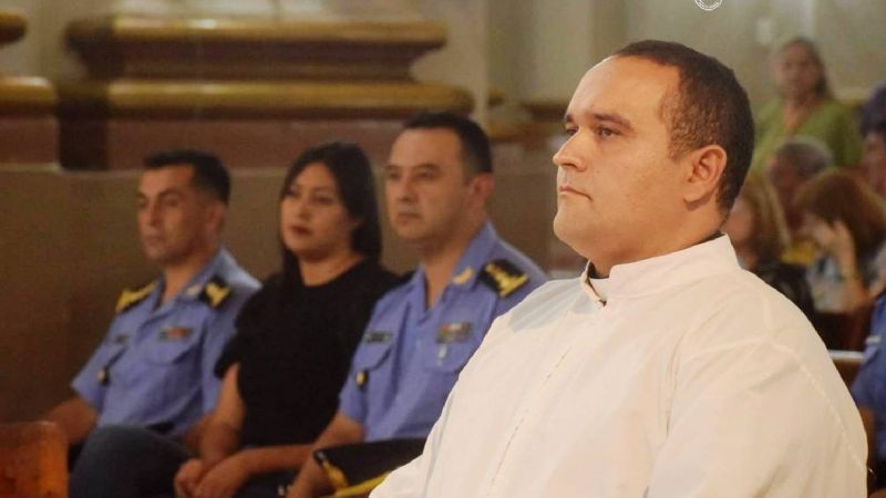 Inédito: Un cabo de la policía fue ordenado diácono y pronto como sacerdote