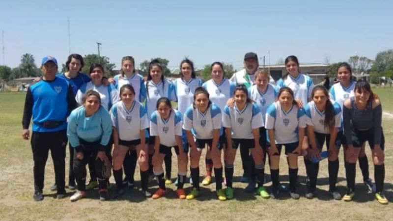 Estudiantes y Quimilpa a las “semis” del Femenino