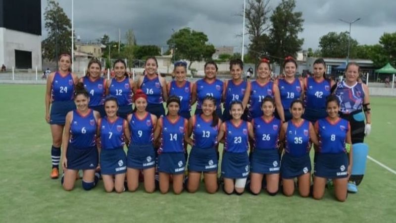 Tesorieri y Villa Cubas, finalistas del Regional de Hockey