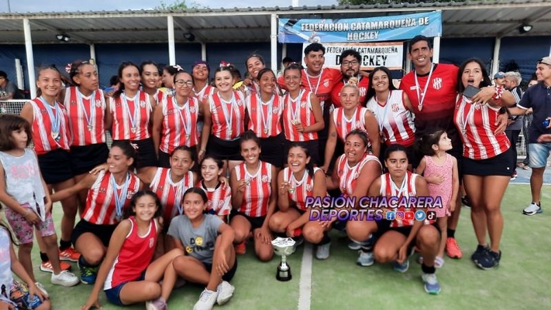 “Alemanas” y “Leonas”, campeonas del NOA en Hockey