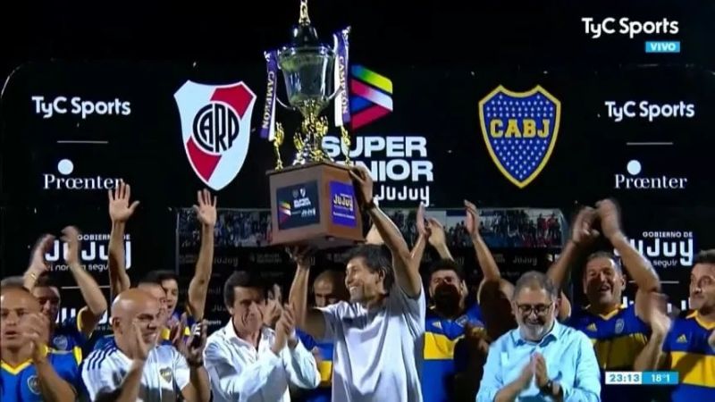 Boca goleó a River en el Superclásico Senior