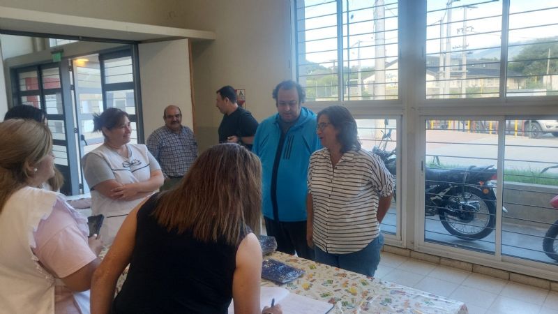 Corpacci y Movimiento social entregaron alimentos a comedores