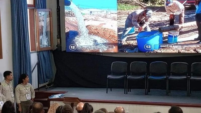 Alumnos expusieron sobre el rol del geólogo en la gestión del agua