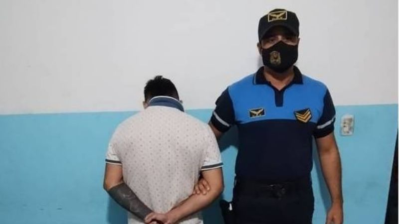 Detuvieron a una persona requerida por Tucumán y le encuentran restos de marihuana