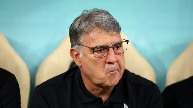 Sugerencias familiares habría inducido a Martino