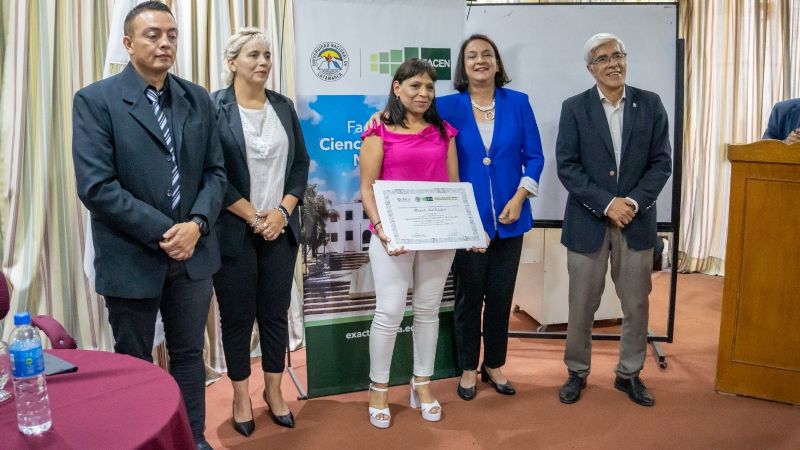 La FACEN entregó certificados a docentes de ATECA