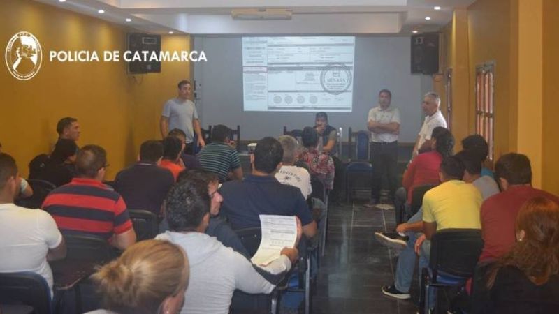 Capacitan a efectivos policiales en materia Delito de Abigeato