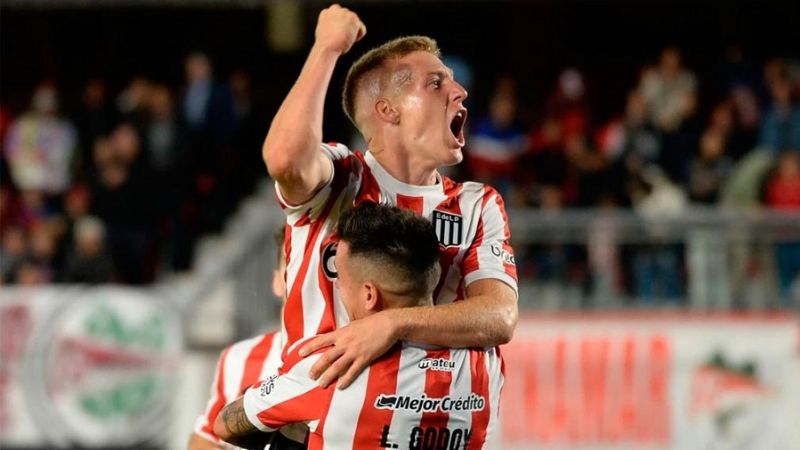 En Rosario, Central; y en La Plata, Estudiantes