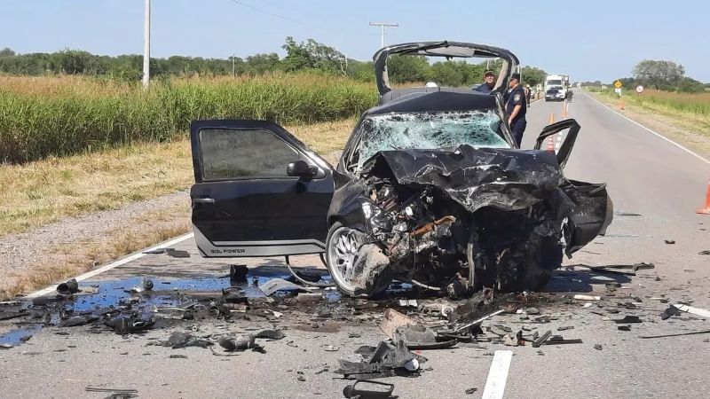 Un niño de 12 años, su padre y joven de 20 años murieron en un choque frontal