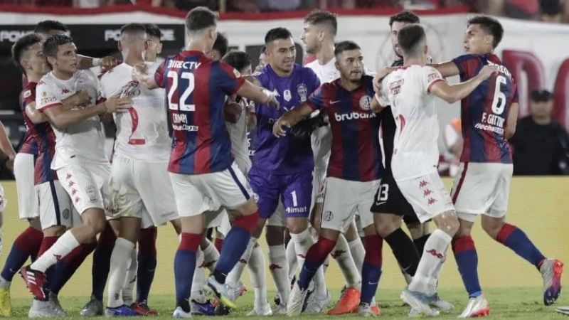 San Lorenzo líder tras empate caliente con Huracán