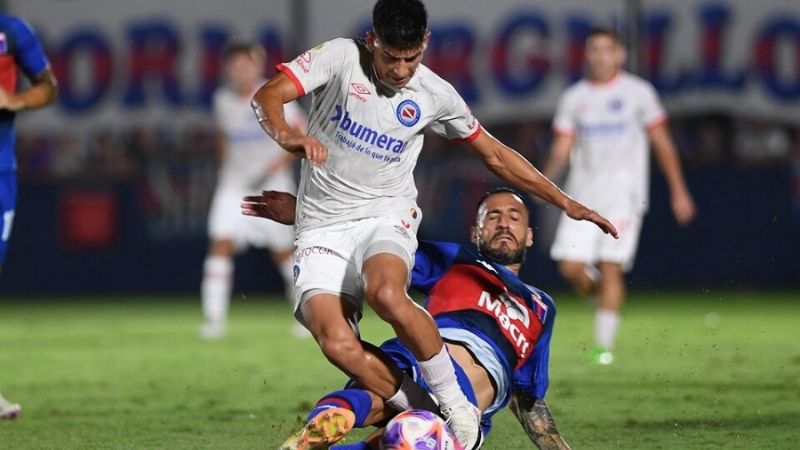 Visitas triunfales de Vélez y Argentinos a Talleres y Tigre