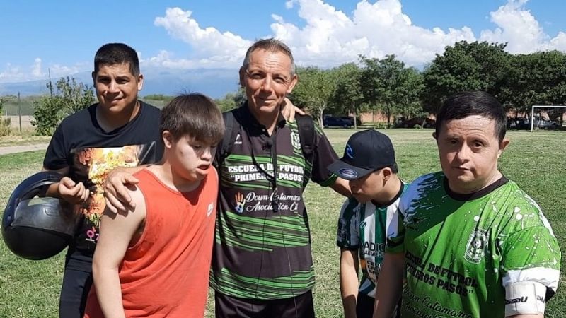 San Martín puso en marcha sus divisiones formativas