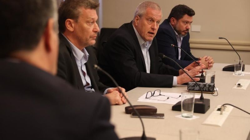 No docentes de las universidades acordaron el 30% de aumento