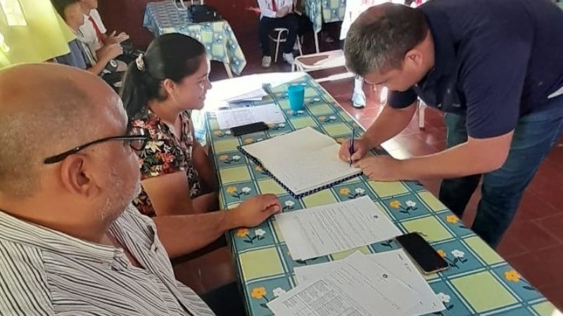 Cobertura de cargo de director suplente