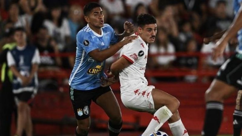 Huracán no pasó del empate ante Sporting Cristal