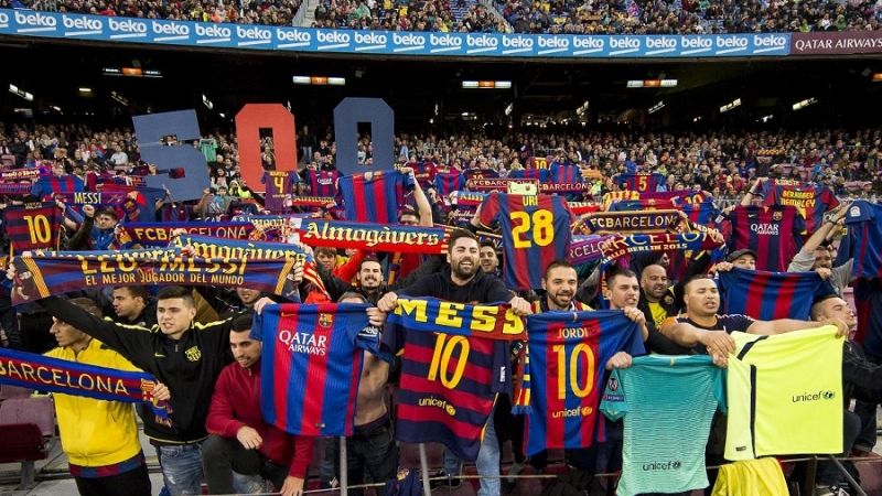 El Campo Nou volvió “a pedir” por Messi