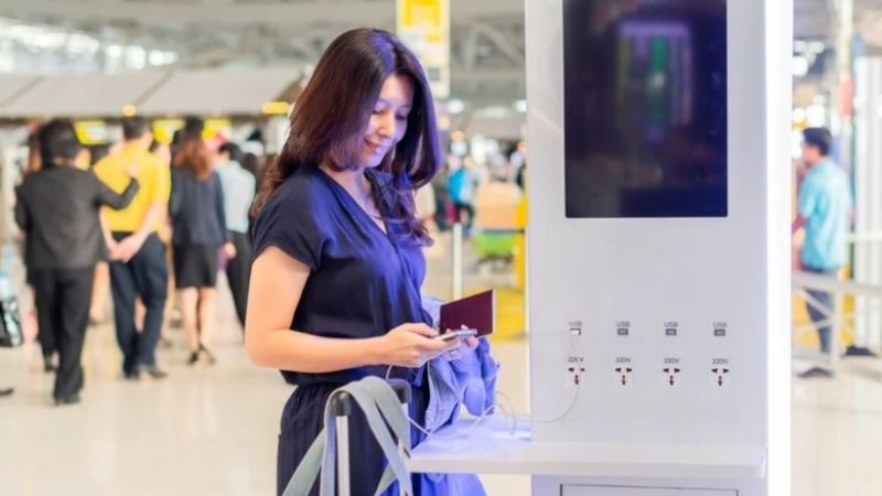 Advierten no usar estaciones de carga USB en aeropuertos, hoteles o shoppings