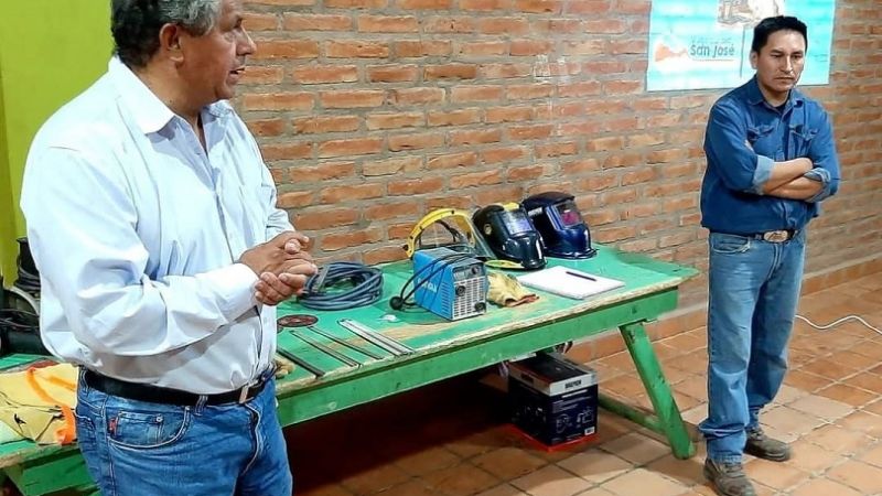 Iniciaron los cursos de soldador basico en San Jose