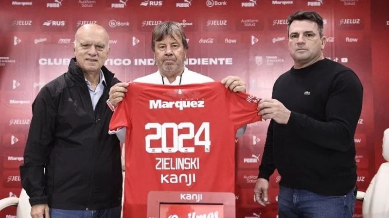 "El momento requiere personalidad"