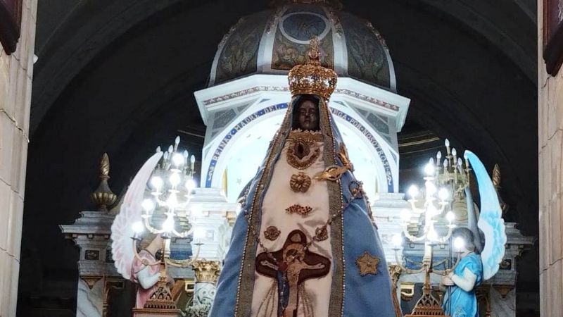 Hoy es la Bajada de la Virgen, que luego será llevada hasta la Gruta