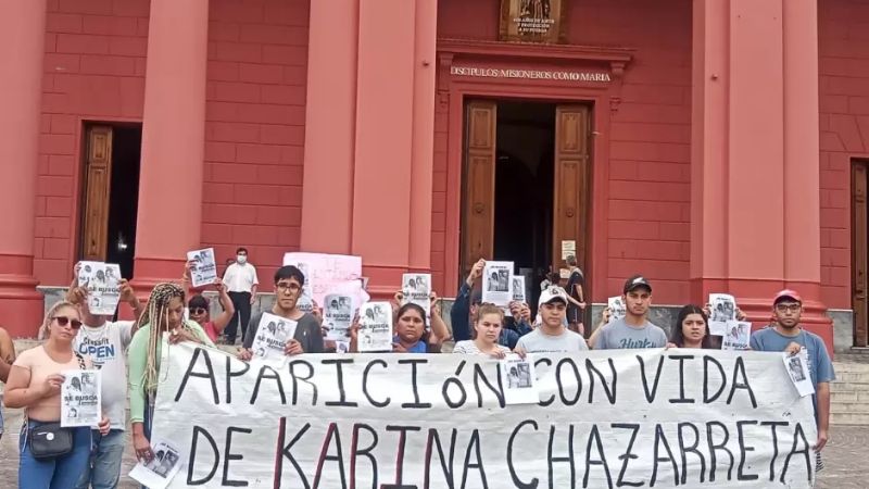 Marcha por Karina Chazarreta y Juan Carlos Rojas