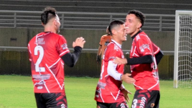 Villa Dolores primer finalista del Provincial