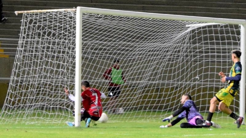 Villa Dolores primer finalista del Provincial