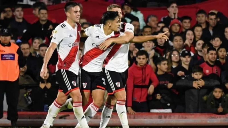 Al final…, River “te mata”…, y es más líder