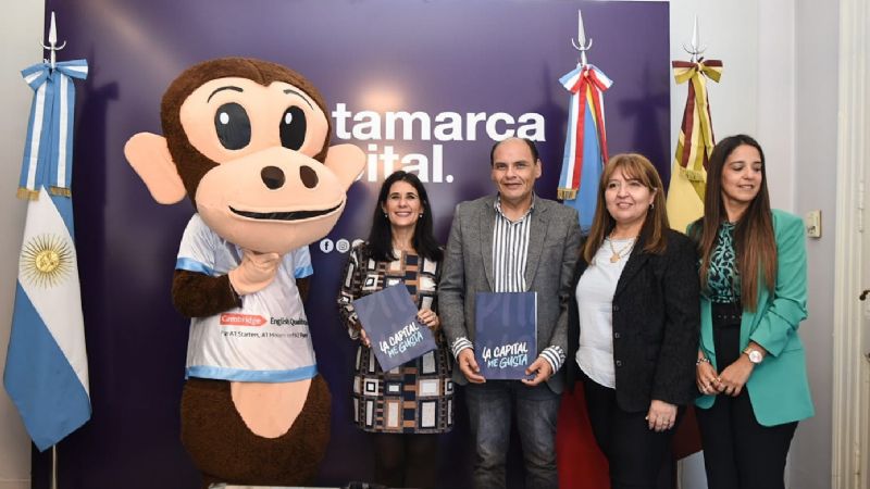 Las escuelas municipales de la Capital implementan exámenes de Cambridge