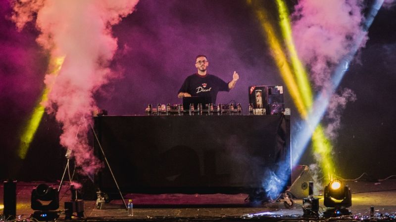 Una multitud en el lanzamiento de la Fiesta de los Buzos 2023