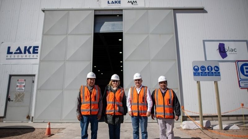 Jalil visitó la planta piloto de Kachi