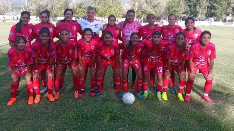 Estrella del Sur a la “semi” con Sportivo Saujil