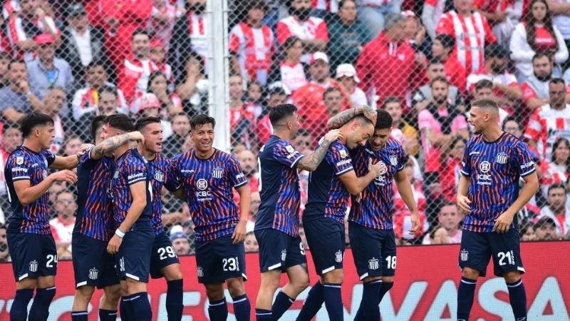 La gloria fue de Talleres; Colón y Atlético 0-0