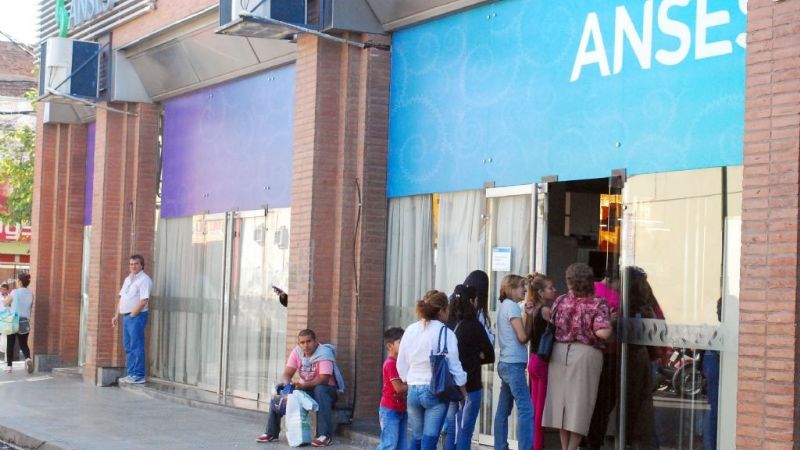 ANSES: quienes cobran este jueves 20 de abril
