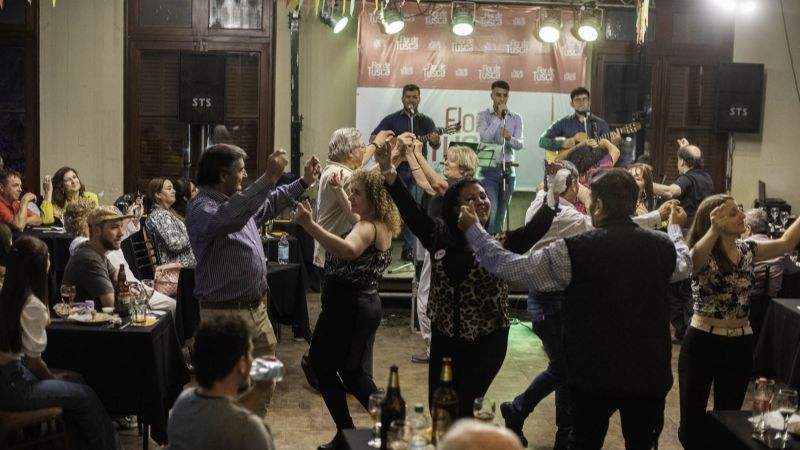 Este viernes reabre la peña Flor de Tusca