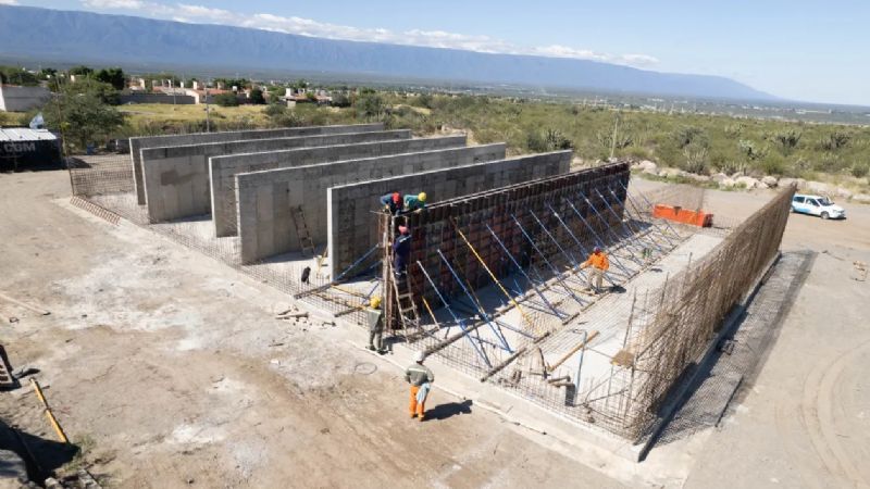 Aguas de Catamarca avanza con la obra "Cisternas de Antinaco"