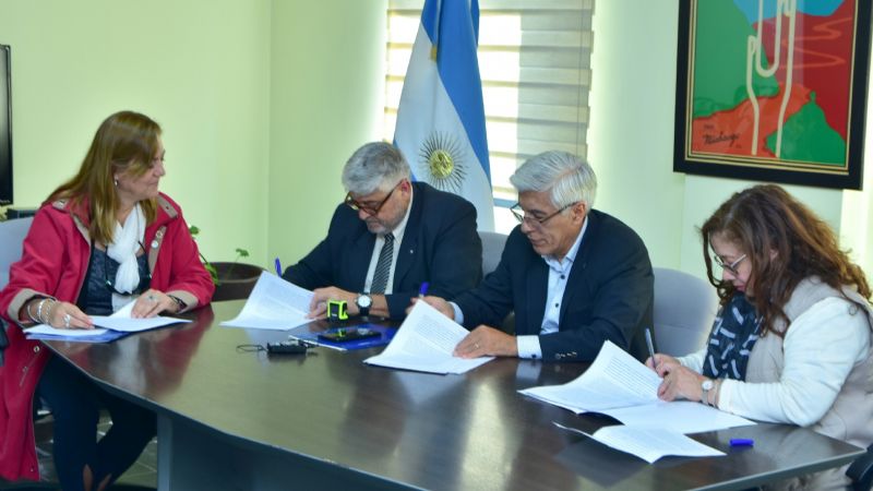 Pasantías para alumnos de la ENET Nº 1 en COTECA