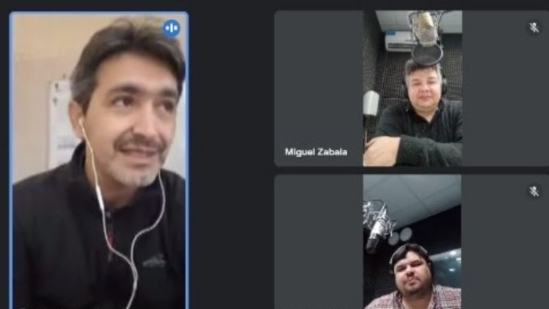 Ciclo de Inteligencia Artificial en Radio Universidad 100.7