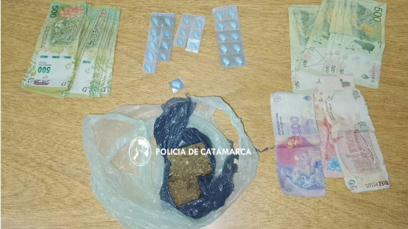 Motociclistas fueron sorprendidos con estupefacientes