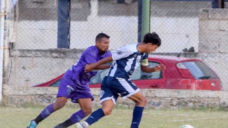 Primer triunfo “Santo”; hoy, Villa Cubas-Policial