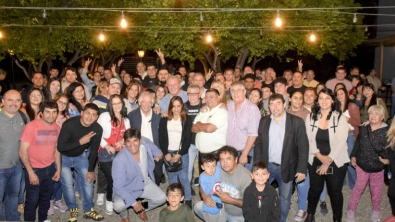 Dusso con el Movimiento de Bases de la Capital