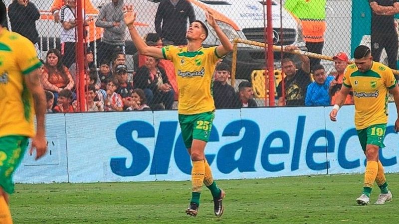 Defensa venció a Barracas y se sube en la pelea