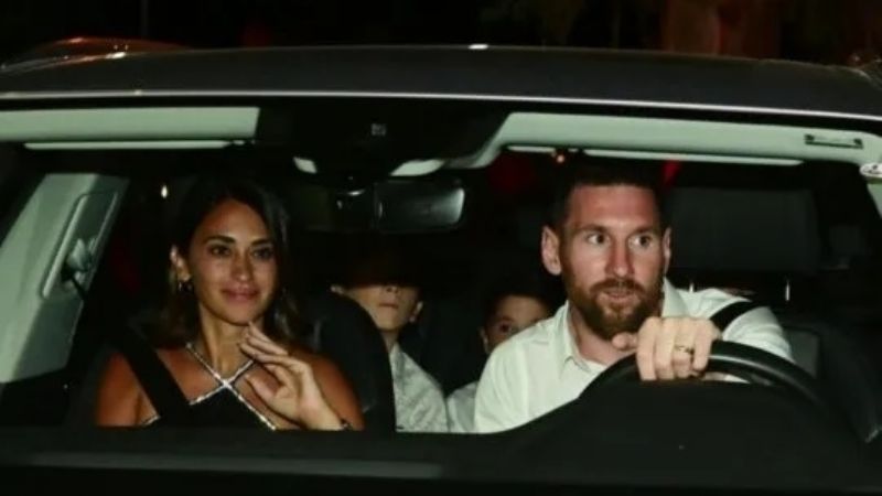 ¿Señal…?, Messi llegó a Barcelona con 15 valijas