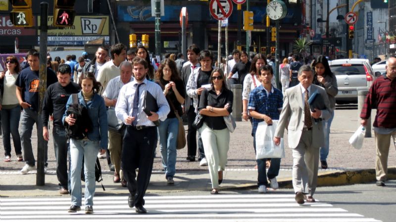 Para el 83% de los argentinos es difícil conseguir trabajo