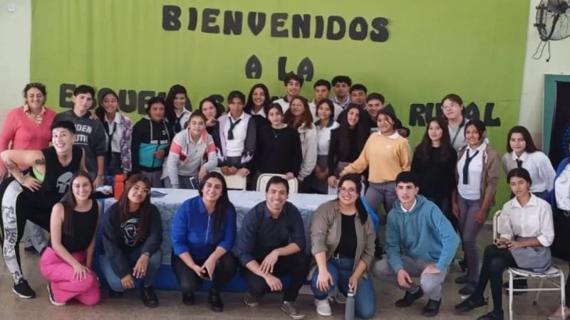 Brindaron talleres de sensibilización a estudiantes sobre violencia y discriminación