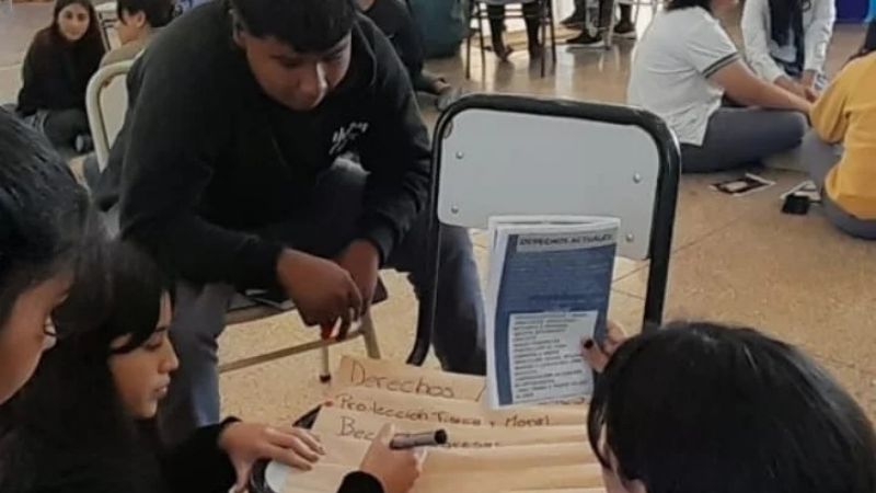 Brindaron talleres de sensibilización a estudiantes sobre violencia y discriminación