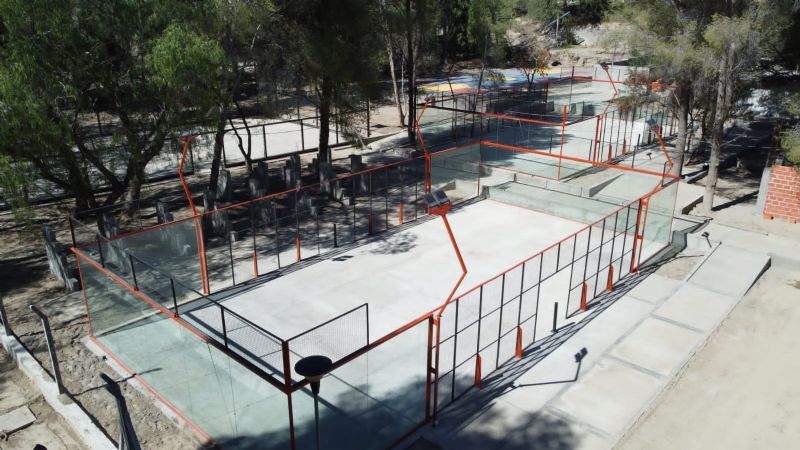 El intendente junto al gobernador, recorrieron importantes obras