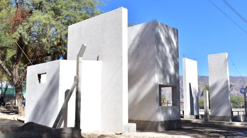 El intendente junto al gobernador, recorrieron importantes obras