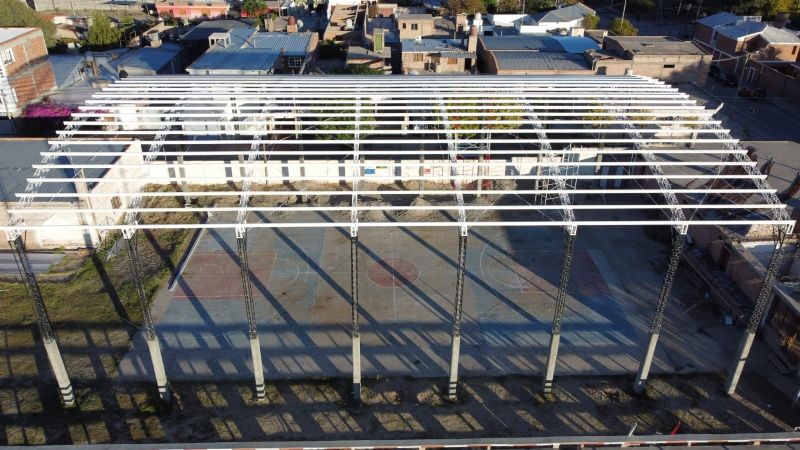 El intendente junto al gobernador, recorrieron importantes obras