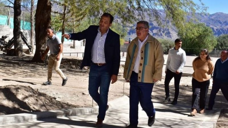 El intendente junto al gobernador, recorrieron importantes obras